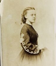 Old Antique CDV Photo Young Woman Vignette Civil War 1860s Snood Soutache Trim