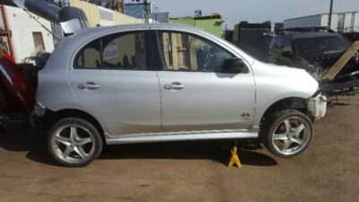 MICRA     2015 Hood Hinge 169219 Foto 1 de 4