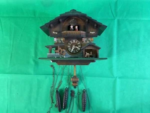 Vintage German Black Forest Chalet Cuckoo Clock Tested & Working (E7)CP#8687 - Picture 1 of 11