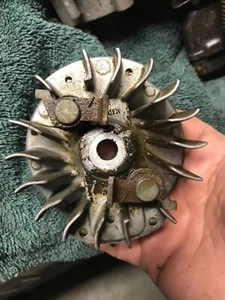 UT-20769 UT20769 Homelite 25CC Easy Reach String Trimmer FLYWHEEL - Picture 1 of 4