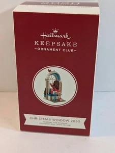 Hallmark Keepsake 2020 Christmas Window Series 18th Member Exclusive - Imagen 1 de 8