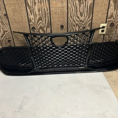 Parrilla de radiador de parachoques delantero Toyota Avalon 20-22 OEM 53113-07070 Foto 1 de 4