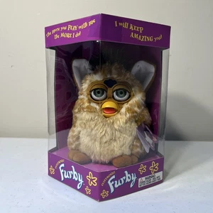 Vintage 1998 impresión de jirafa marrón FURBY Tiger Electronics nuevo en caja modelo 70-800 - Imagen 1 de 11