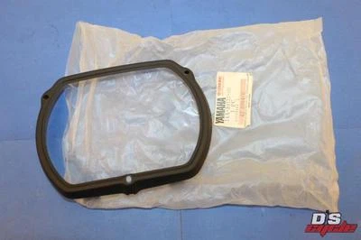 FARO DE LLANTA # 14A-84115-00 NUEVO OEM YAMAHA 1983-87 CV80K RIVA 50 RIVA 80 Foto 1 de 4