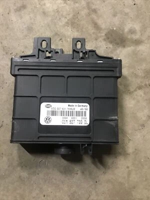 МОДУЛЬ КОРОБКИ ПЕРЕДАЧ MK3 1998 VOLKSWAGEN CABRIO GOLF 1h1927739dm - Изображение 1 из 3