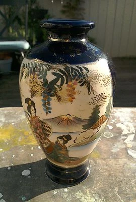 ANTIQUE CHINESE SATSUMA VASE - Image 1 of 4