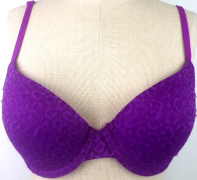 Sujetador push-up con aros copa encaje púrpura No Boundaries RN 52469 talla 34 C (11) Foto 1 de 4