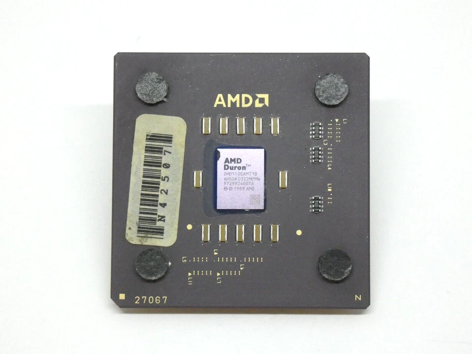 AMD Duron 1100 - DHD1100AMT1B - Socket 462/A - Image 1 of 1
