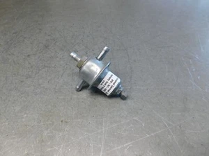 108 111 107 280SEL 280SE 450SEL 450SL 450SLC FUEL PRESSURE REGULATOR 0280160004 - Picture 1 of 6