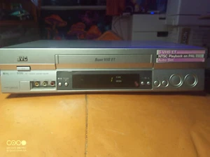JVC HR-S5950 High-End S-VHS ET Videorecorder. Neuwertig! - Bild 1 von 6