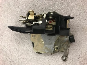 BMW 51228125671- door lock E38 (7er - 7 series) & E39 (5er - 5 series) 1994-2002 - Bild 1 von 6