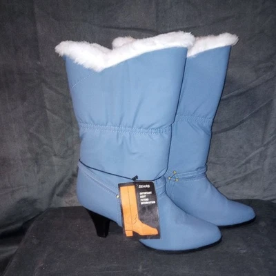Botas de invierno vintage años 80 Sears azul claro forradas de piel sintética talla 8 excelente estado Foto 1 de 4