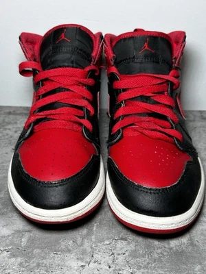 Nike Air Jordan 1 Mid "Alternate Bred" 2022 PS Talla 3Y Negro Rojo DQ8424-060 Foto 1 de 4