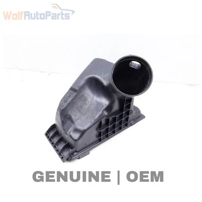 2012-2016 BMW 528I XDRIVE F10 2.0L - Engine AIR Filter BOX / Housing (Upper) - Image 1 of 4