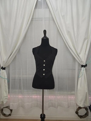 Chaleco Fredericks Of Hollywood para mujer negro a rayas con botones y espalda abierta Foto 1 de 4