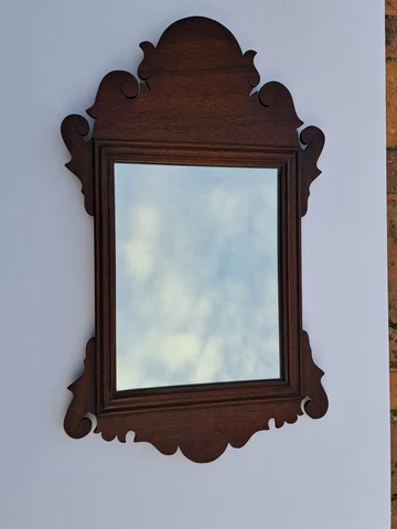 Henkel Harris H-3 29 Mahogany Chippendale Style Petite Wall Mirror 1978 With Tag Cover