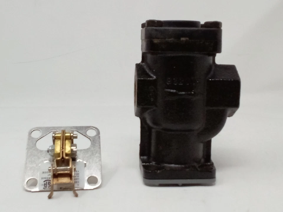 McDonnell & Miller SA51-101-102 Valve and Strainer Assembly replacement kit - Image 1 of 4