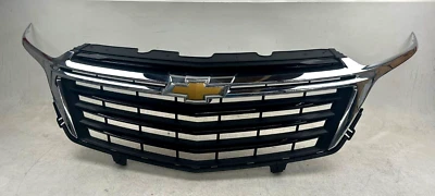 CHEVROLET EQUINOX 2022-2023 MONTAJE REJILLA PARACHOQUES DELANTERO OEM 84554600 Foto 1 de 4