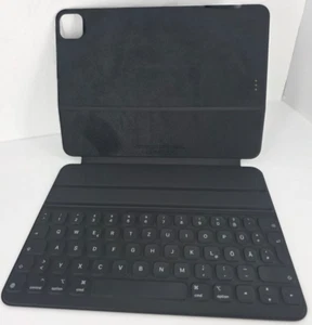 Apple Smart Keyboard Folio für iPad Pro 11" (4th Gen.) - Deutsch (MXNK2D/A) - Bild 1 von 8