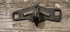 2010-2016 AUDI S4 - Trunk Latch Striker Plate 8T0827507 - Bild 1 von 5