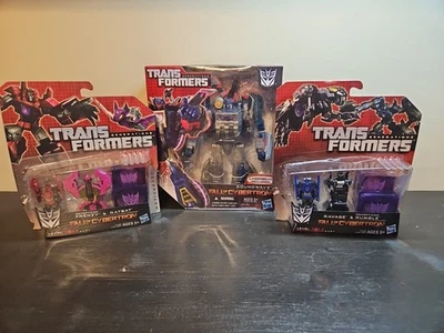 TRANSFORMERS GENERATIONS FALL OF CYBERTRON SOUNDWAVE WITH BONUS 2 PACKS - Image 1 of 4