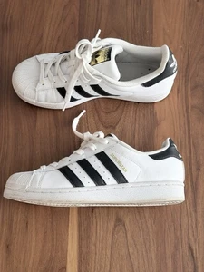Adidas Superstar weiß schwarz gestreift klassische Turnschuhe Herren Größe 7 - Bild 1 von 8