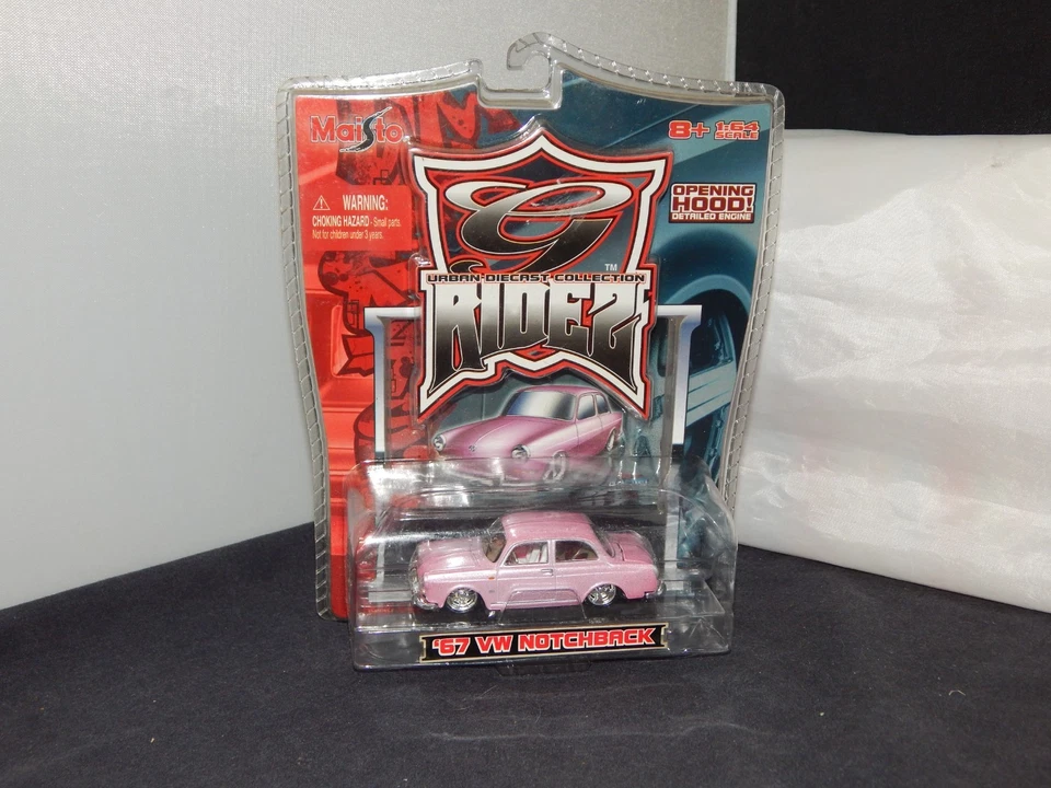Maisto G Ridez 1967 VW Volkswagen Notchback 1/64 Scale Diecast New On Card - Image 1 of 1