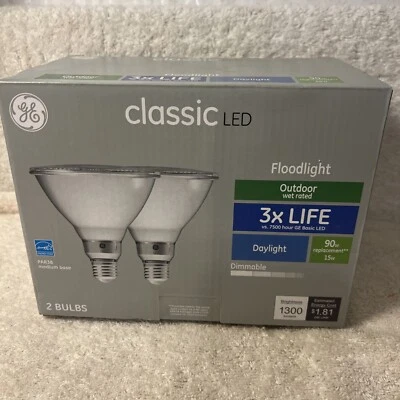 GE Classic 3X Life LED Floodlight Outdoor Wet Rated 90W 1300 Lumens Dimmable 2pk - Image 1 of 4