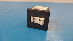 Airpax R12-1-5B06C5A Circuit Breaker 250V 50DC 5.0AA-B06CH-V - Picture 1 of 4