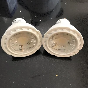 Two GU10 LED Bulbs 5W, Cool White 6500K Spotlight 370lm - Picture 1 of 2