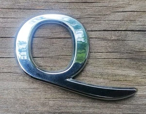 Infiniti QX56 Emblem Symbol Sign Badge Logo Ornament Oem Factory Letter "Q" - Picture 1 of 3