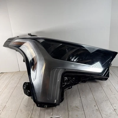 2022 2023 2024 TOYOTA TUNDRA RIGHT PASSENGER HEADLIGHT LED LAMP OEM 81140-0C230 - Image 1 of 4