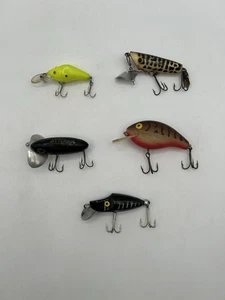 Lote de 5 señuelos de pesca de colección Sputterbug, Crankbait, Jitterbug, Heddon colores mezclados - Imagen 1 de 15