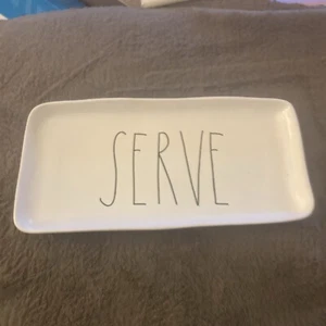 Plato Rae Dunn Magenta SERVE 2016 colección artesanal de Magenta - Imagen 1 de 8