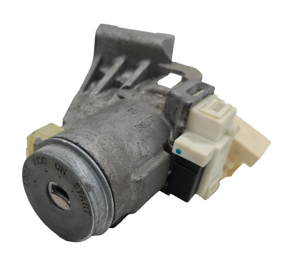 Interruptor de montaje de encendido para camioneta Toyota Prius 2010-2015 45020-52-4 menos llave OEM Foto 1 de 4