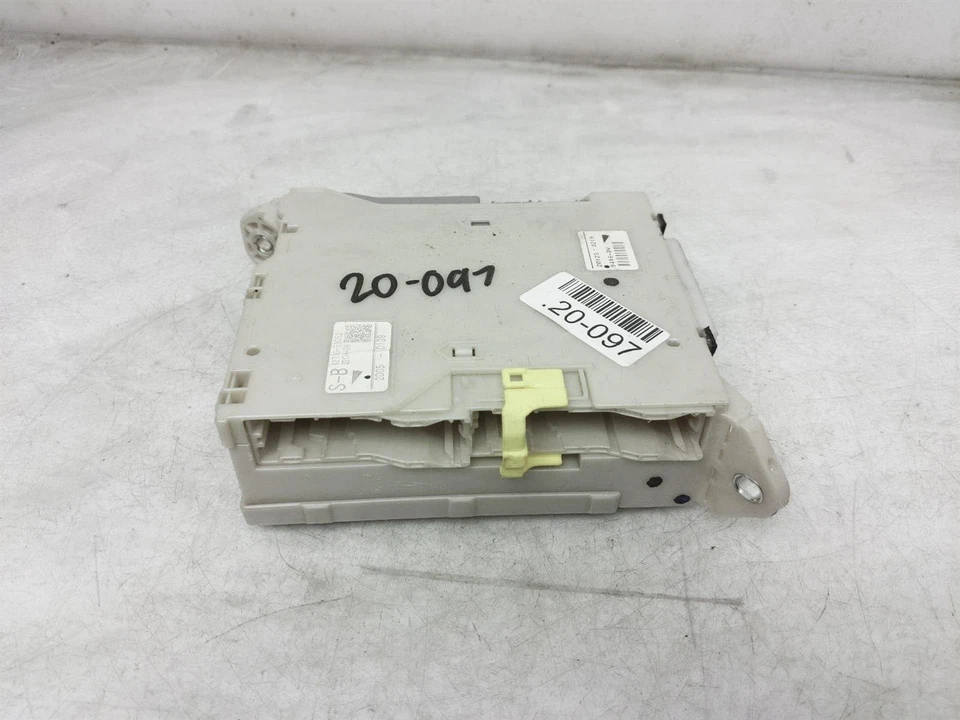 Caja de fusibles interior Lexus Is250 2011-2012 Is350 en cabina 82730-53052 Foto 1 de 4