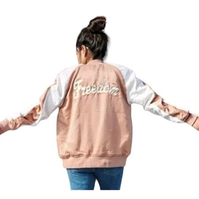 Nueva Chaqueta Bomber Kendall & Kylie Para Mujer Malva Libertad Satén Cremallera Talla Mediana Foto 1 de 4