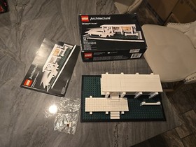 Lego Architecture 21009 Farnsworth House Used Complete with Box and Instruction