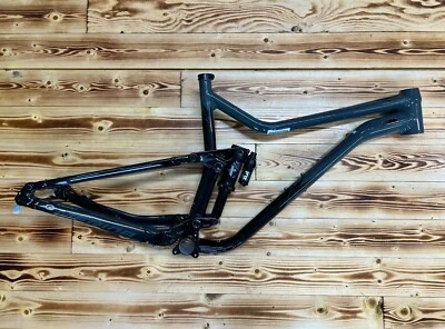 Merida One Sixty 700 Large 27.5" Grey/Sparkling Black- Frame And Rear Shock Only - Image 1 of 4