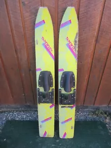 VINTAGE Set di sci nautico lunghi 45" in legno TAPERFLEX - Foto 1 di 4