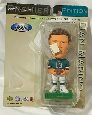 1999 Upper Deck Bobbin Bobbers Dan Marino Figure Bobblehead Miami Dolphins Cover