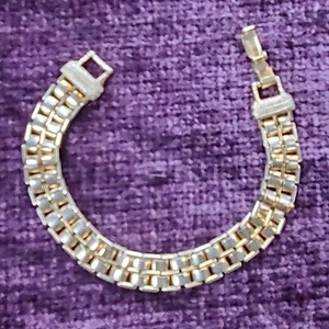 Vintage Gold-tone Chain Bracelet by Goldette, NY - Picture 1 of 5