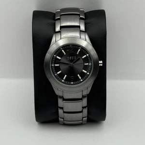 Oasis Ladies Quartz Watch Black Dial Gunmetal Tone Bracelet Working 33mm - Picture 1 of 15