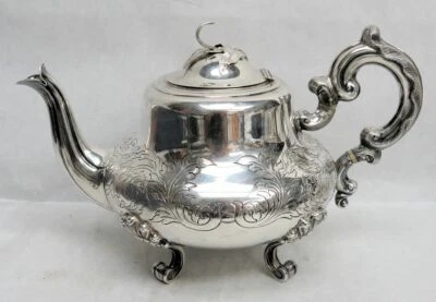 ANTIGUA TETERA CLÁSICA DE EXPORTACIÓN HOLANDESA LONDRES CON REMATE DE HOJA DE PLATA ESTERLINA Foto 1 de 4