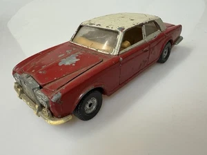 Vintage Corgi Rolls Royce Corniche No 279 (1979) FOR RESTORATION OR PARTS - Picture 1 of 7