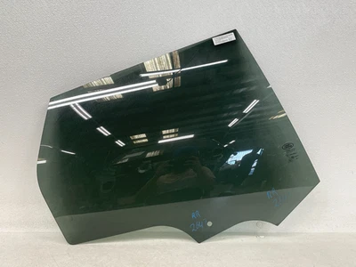 ⭐2015-2023 LAND ROVER DISCOVERY SPORT REAR RIGHT DOOR WINDOW GLASS OEM LOT2647 - Image 1 of 4