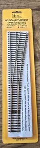 Micro- Engineering #14-711 HO LADDER TRACK SYSTEM TURNOUT RH #5a Code 83 - Picture 1 of 1