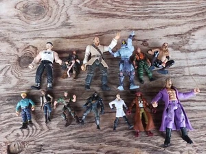 Huge Lot Of Miscellaneous Action Figures 2001 Skeletor,multiple Wrestlers - Picture 1 of 18