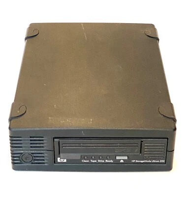 HP StorageWorks Ultrium 232 External SCSI LTO Tape Drive DW065 - Image 1 of 2