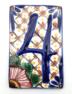 Azulejo Talavera Mexicano Arcilla Pintada a Mano Número 4 Dirección de Casa - Imagen 1 de 4